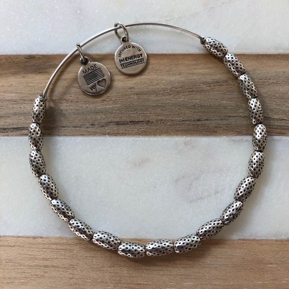 Indus Bracelet - Picture 2 of 3